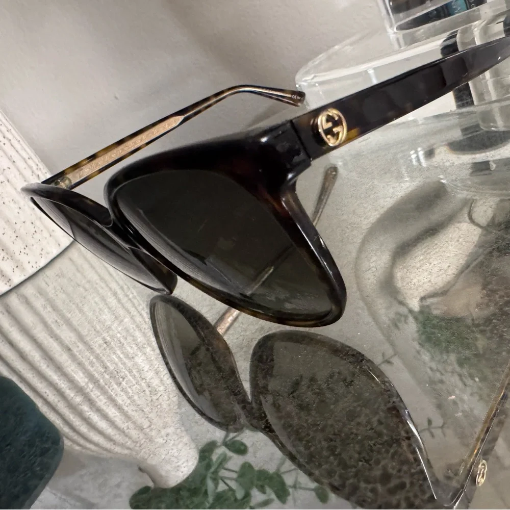 Gucci stylish black